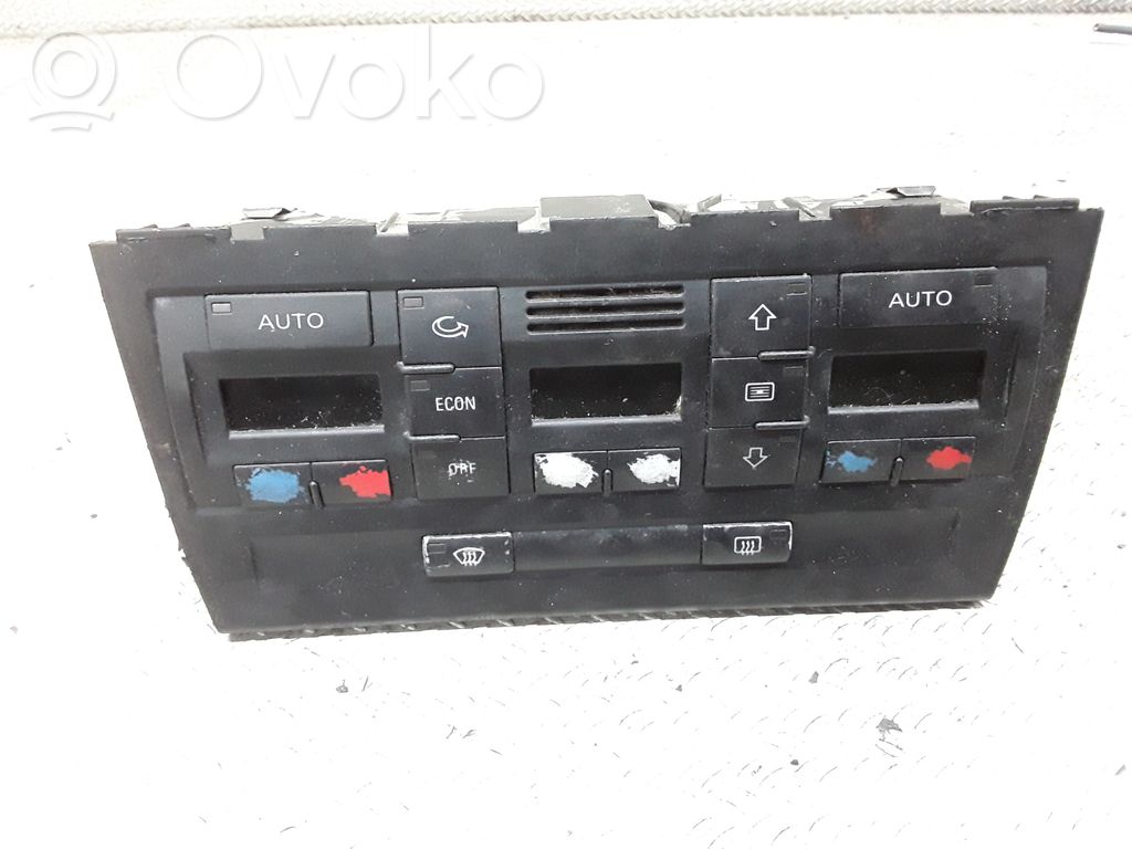 Audi A4 S4 B6 8E 8H Climate control unit 