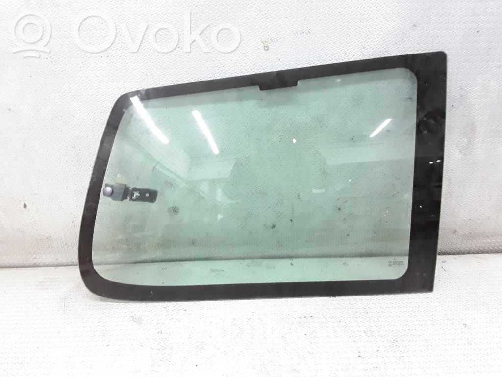 Rear side window