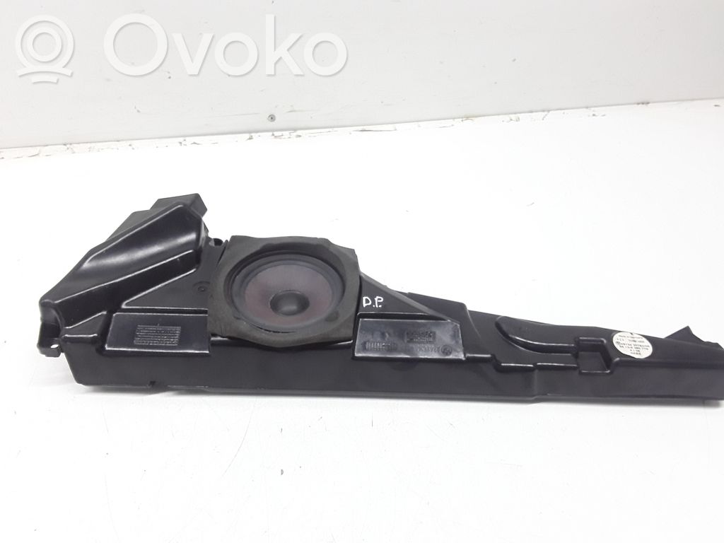 BMW 5 E39 Altavoz de la puerta delantera 