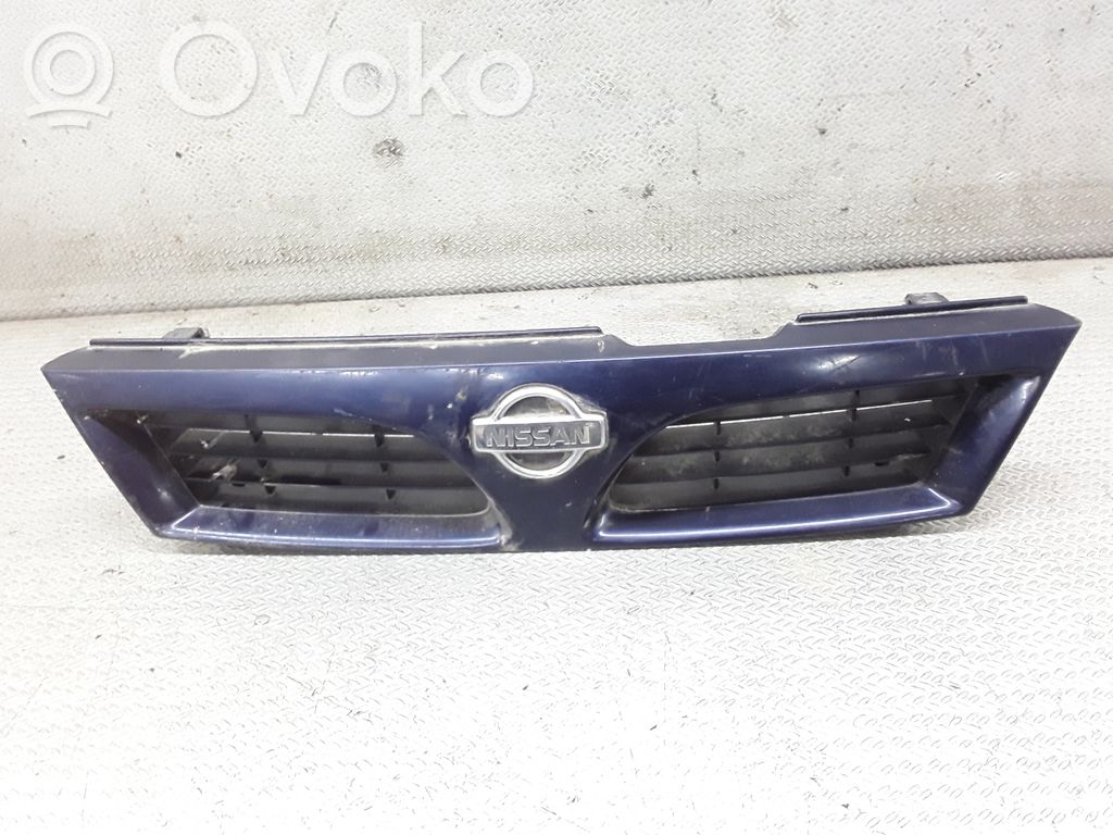 Nissan Almera Maskownica / Grill / Atrapa górna chłodnicy 