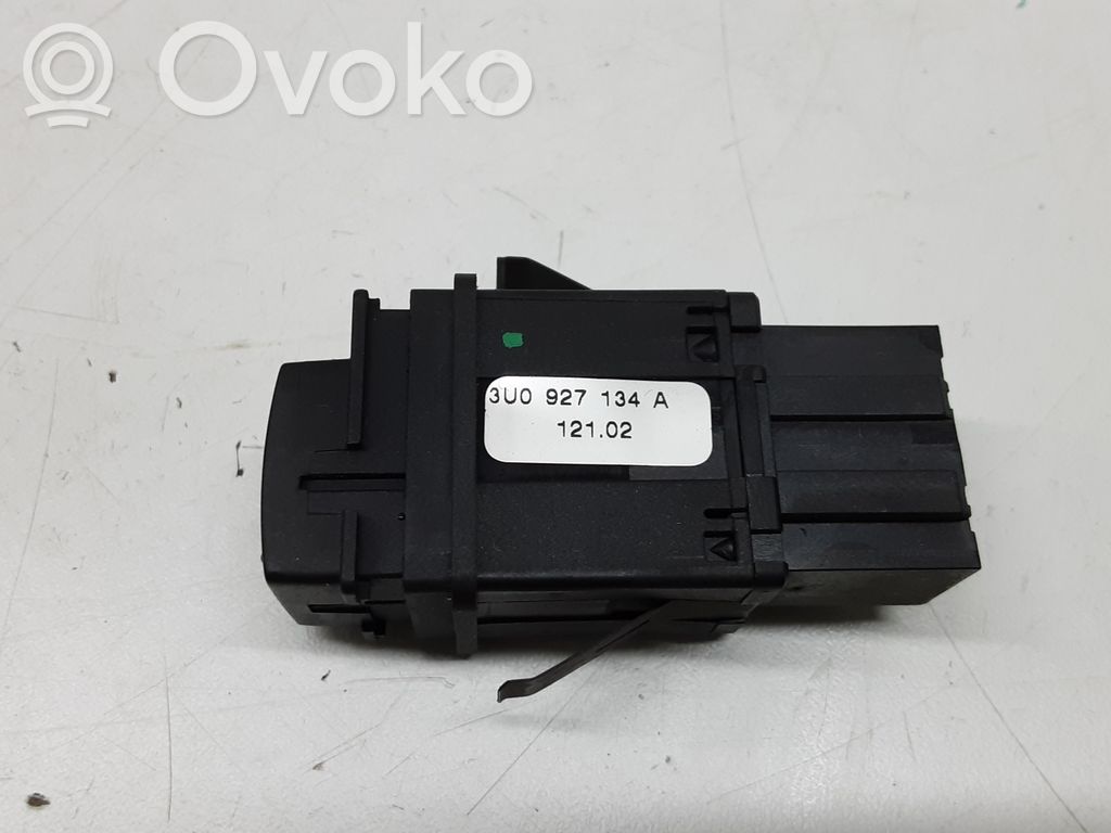 Skoda Superb B5 (3U) ESP (stability program) switch 