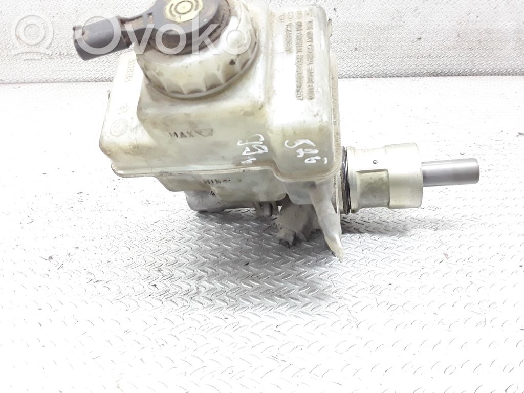BMW 5 E39 Master brake cylinder 