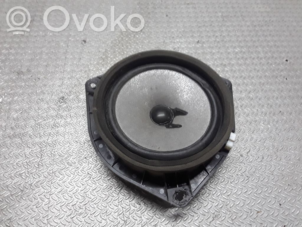 Toyota Corolla Verso AR10 Altoparlante portiera anteriore