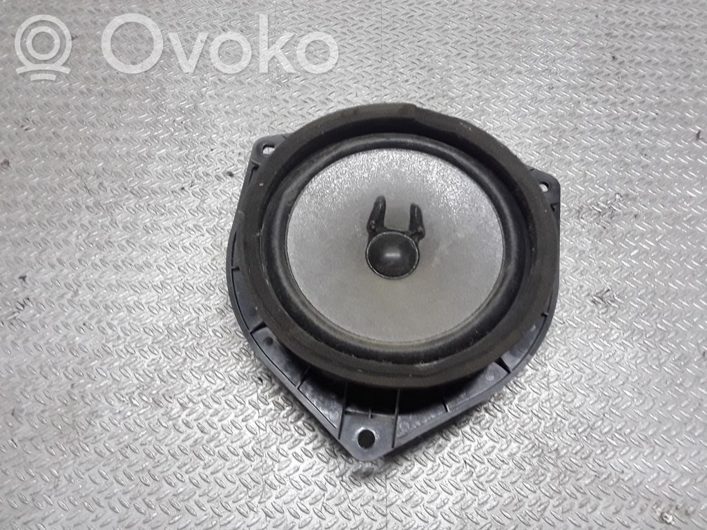 Toyota Corolla Verso AR10 Altoparlante portiera anteriore