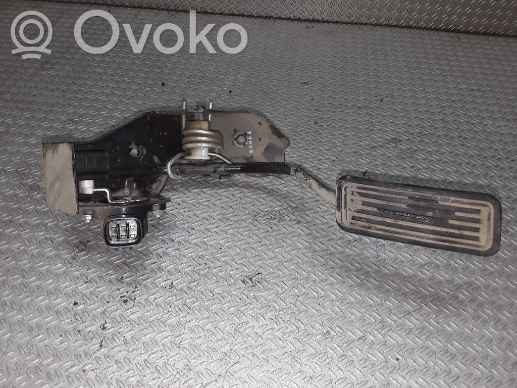 Gaspedal   8928152021,1983003041