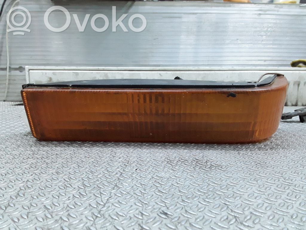 Jeep Cherokee Etusuuntavilkku 
