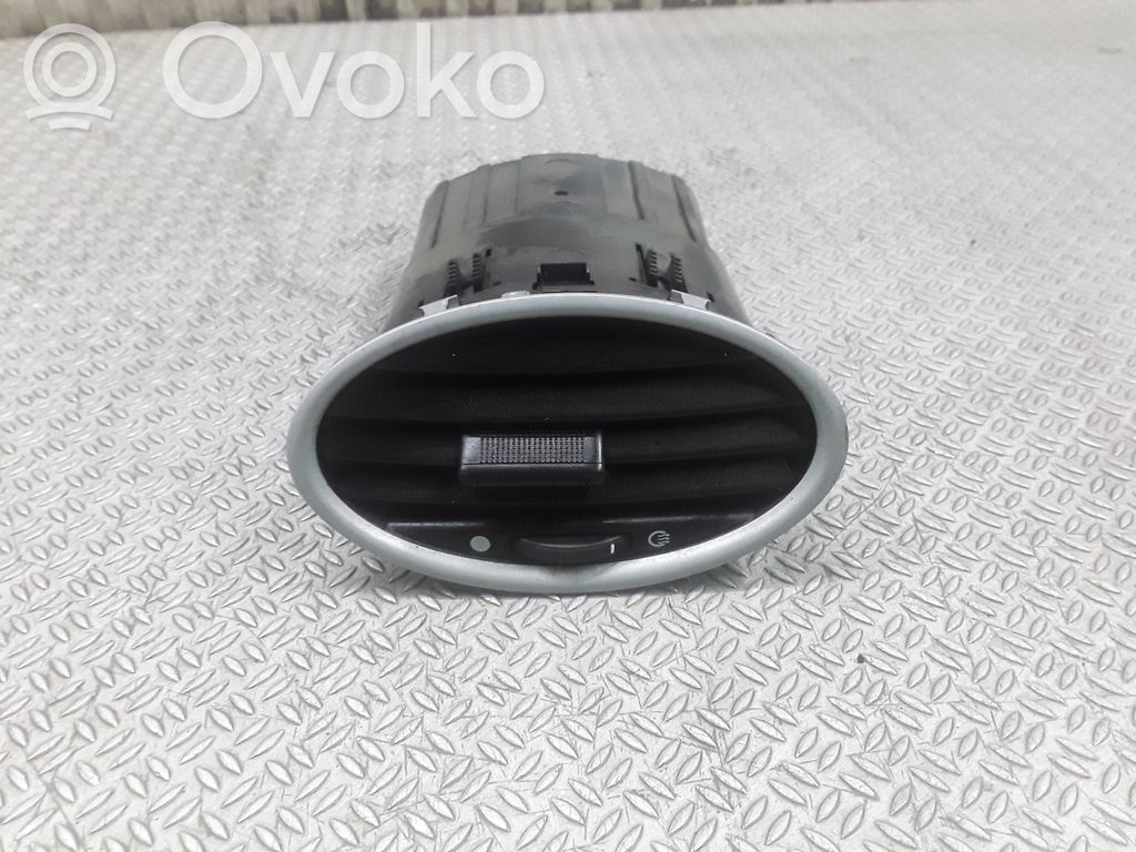 Ford Focus Šoninės oro grotelės 