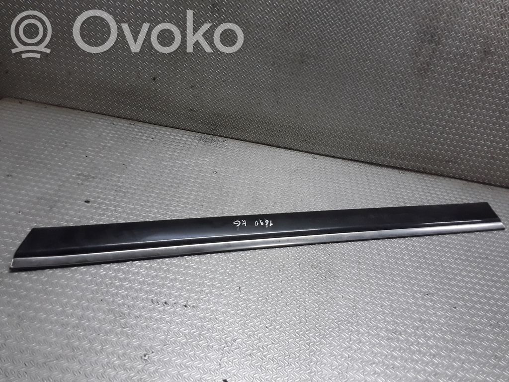 Takaoven lista (muoto)   4D0853961