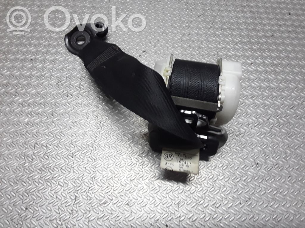 Toyota Yaris Cinturón trasero 