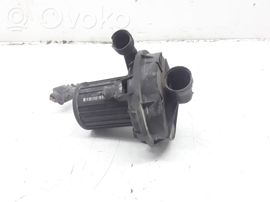 Toissijainen ilmapumppu   3D0131083C,07C959253A