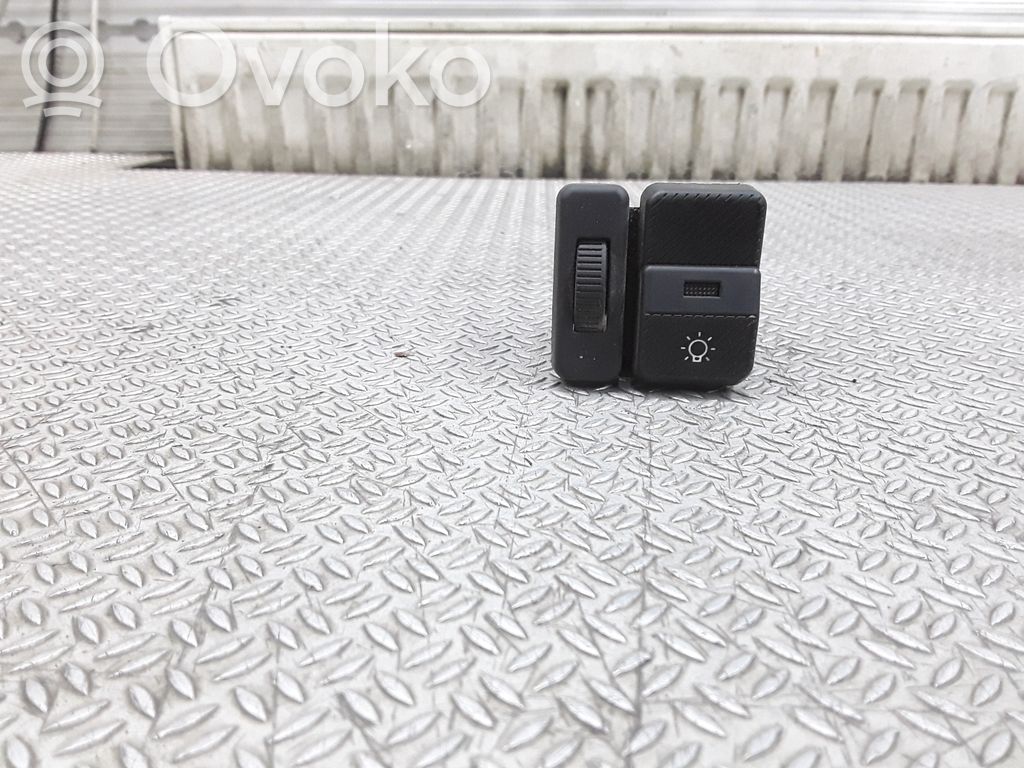 Volkswagen PASSAT B3 Light switch 
