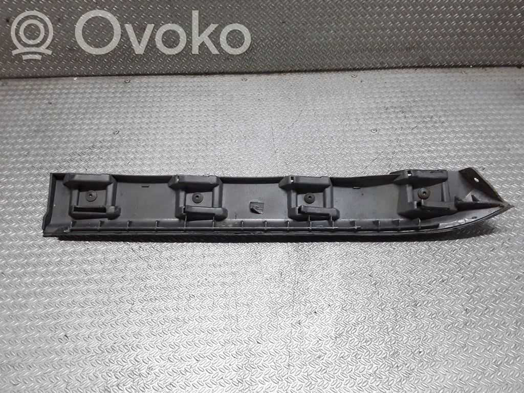 Volkswagen Jetta V Takapuskurin kannake