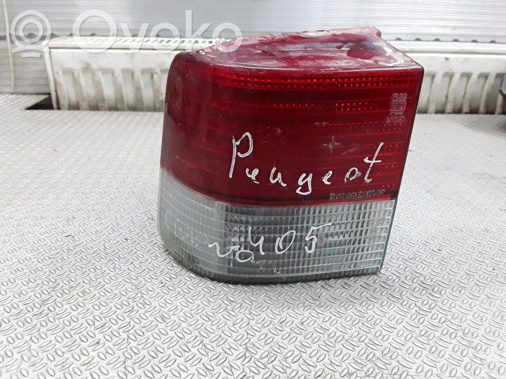 Peugeot 405 Rear/tail lights 