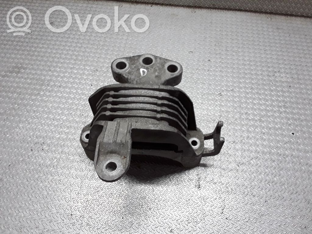 Opel Astra J Engine mount bracket 