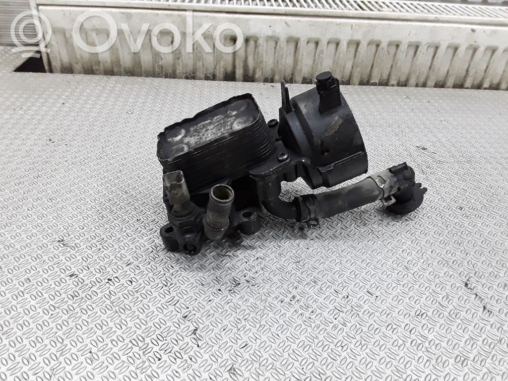 Peugeot 307 Öljynsuodattimen kannake 