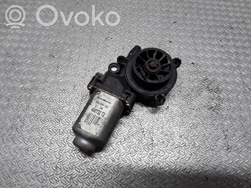 Motor del regulador de la ventanilla de la puerta delantera   400732T2