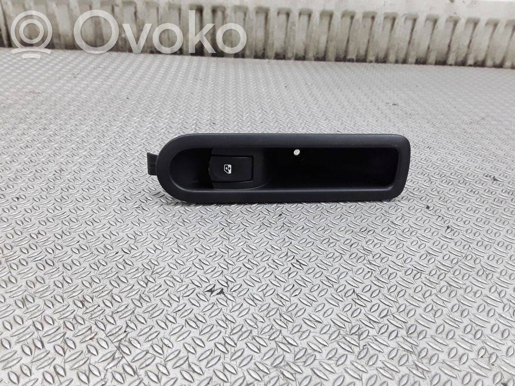 Renault Modus Electric window control switch 