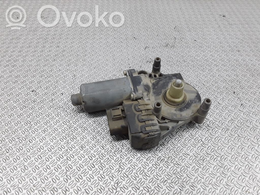 Motor macara geam ușă spate   0130821784