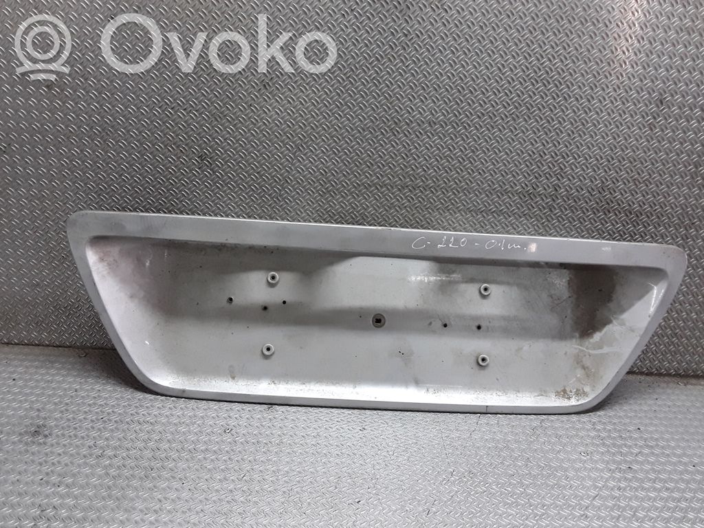 Mercedes-Benz C W203 Rivestimento portellone