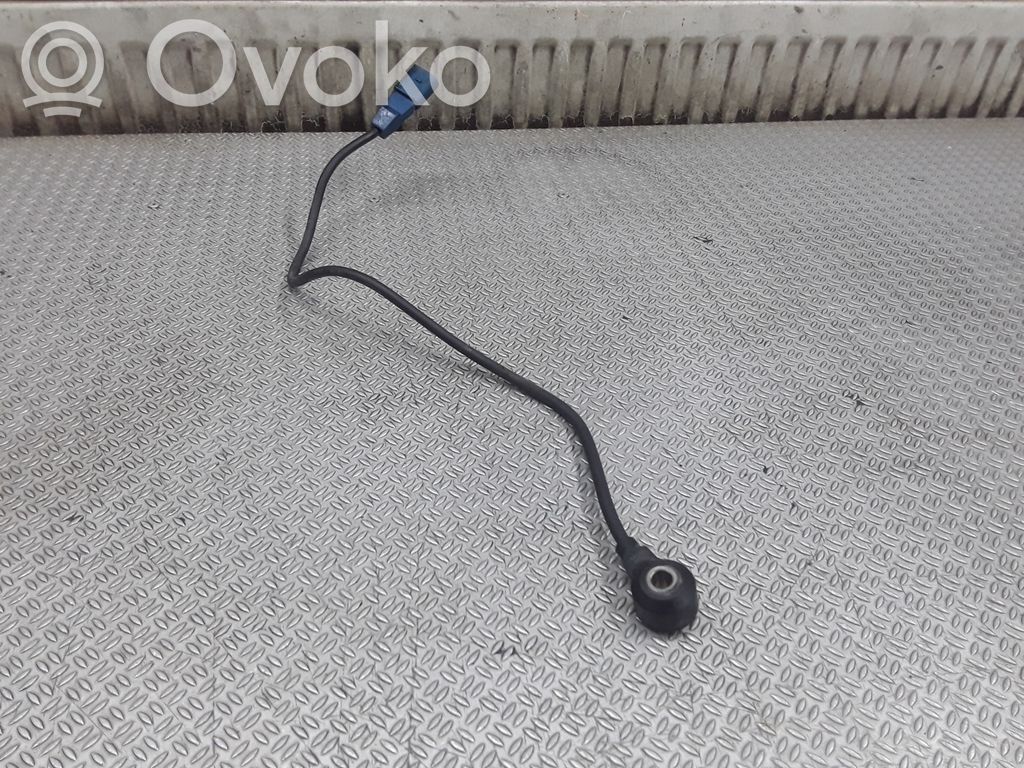 Czujnik spalania stukowego   06C905377
