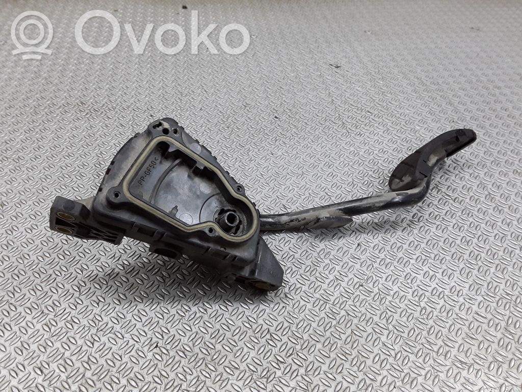 Accelerator throttle pedal   1J2721510F