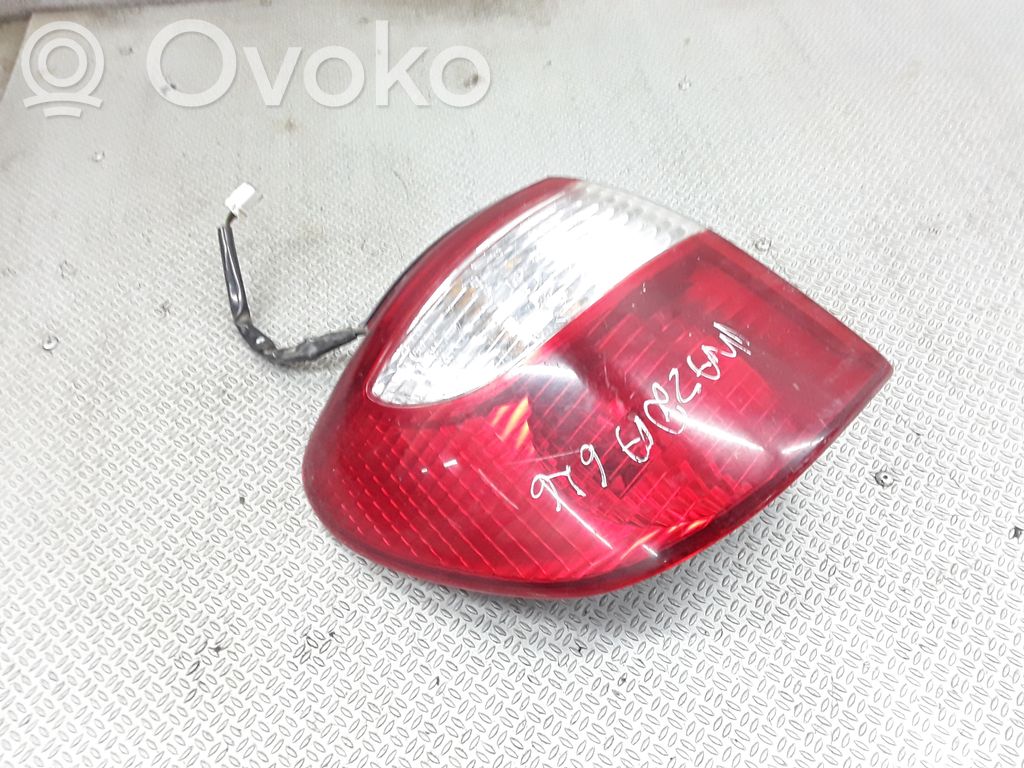 Mazda 626 Galinis žibintas kėbule 