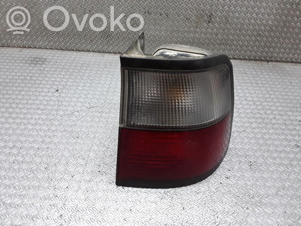 Citroen Xantia Galinis žibintas kėbule 
