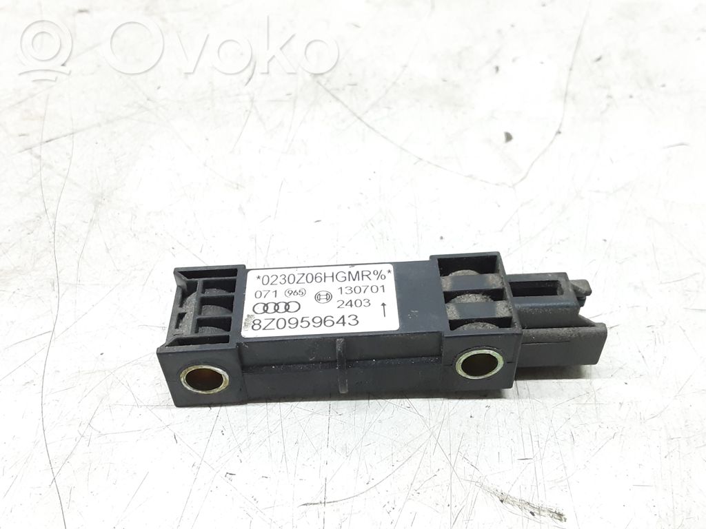 Airbag deployment crash/impact sensor   8Z0959643