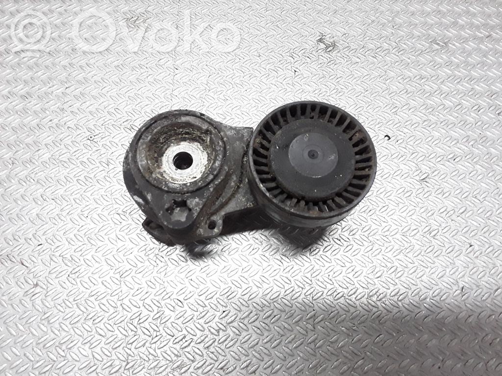 BMW 7 E65 E66 Diržo įtempėjas 