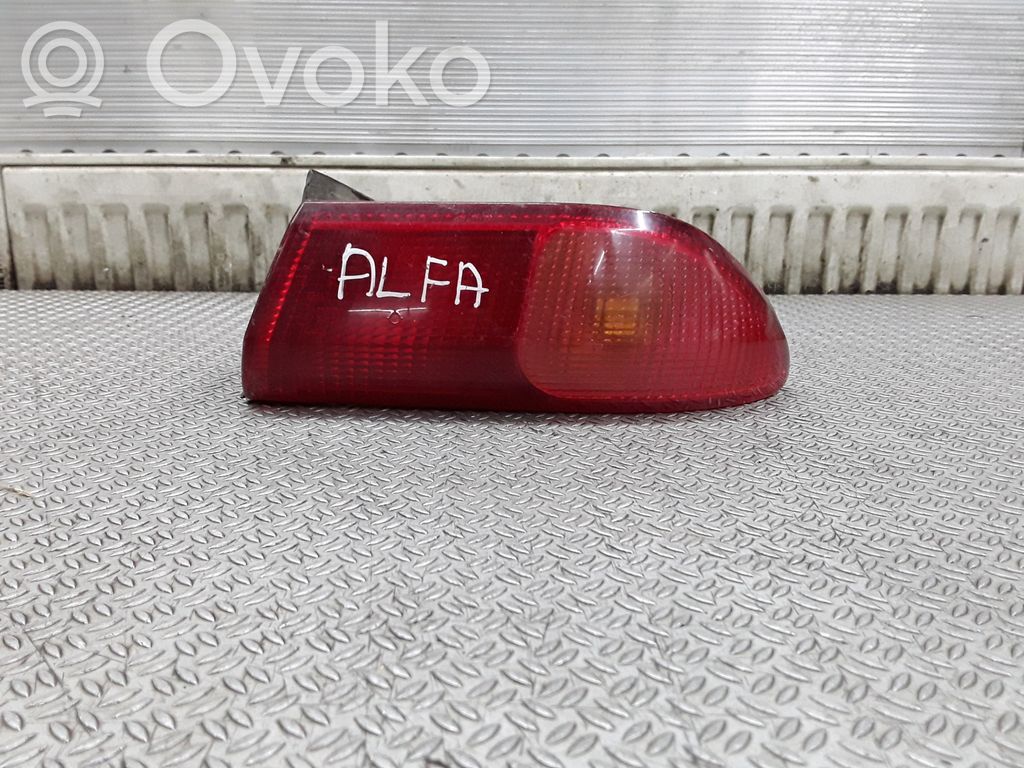 Alfa Romeo 156 Lampă spate în caroserie 