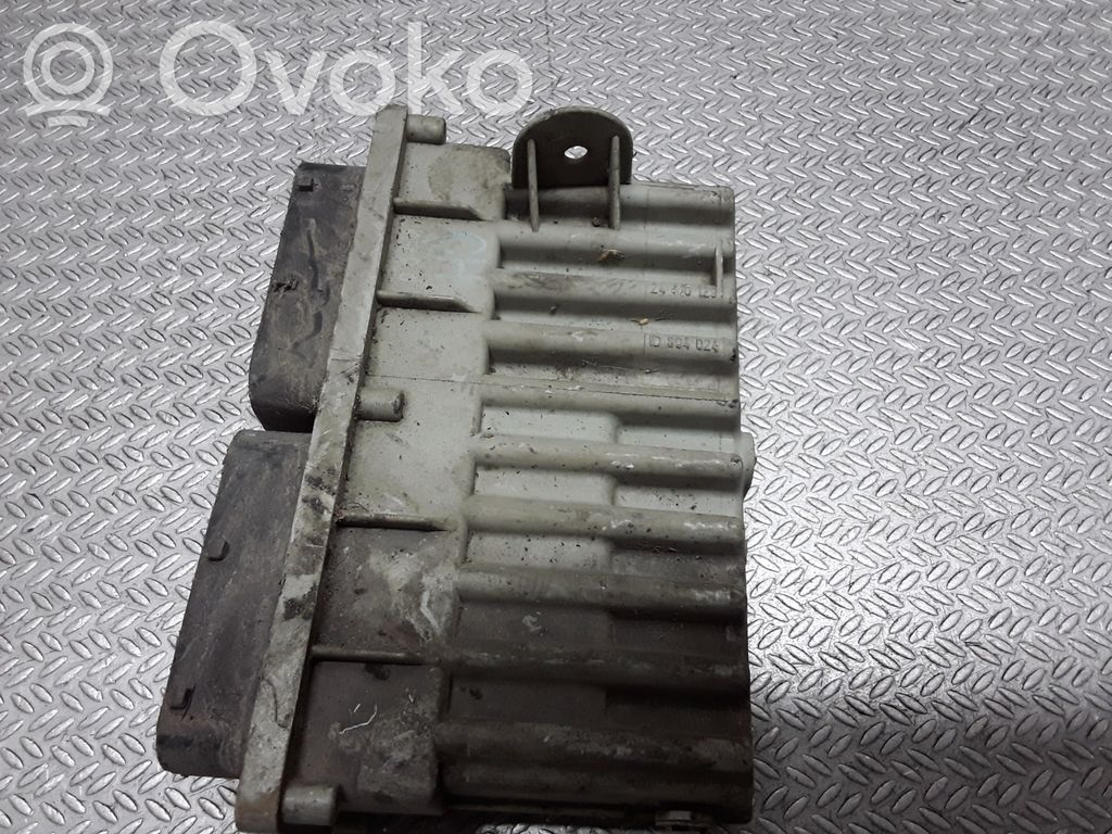 Opel Astra G Coolant fan relay 