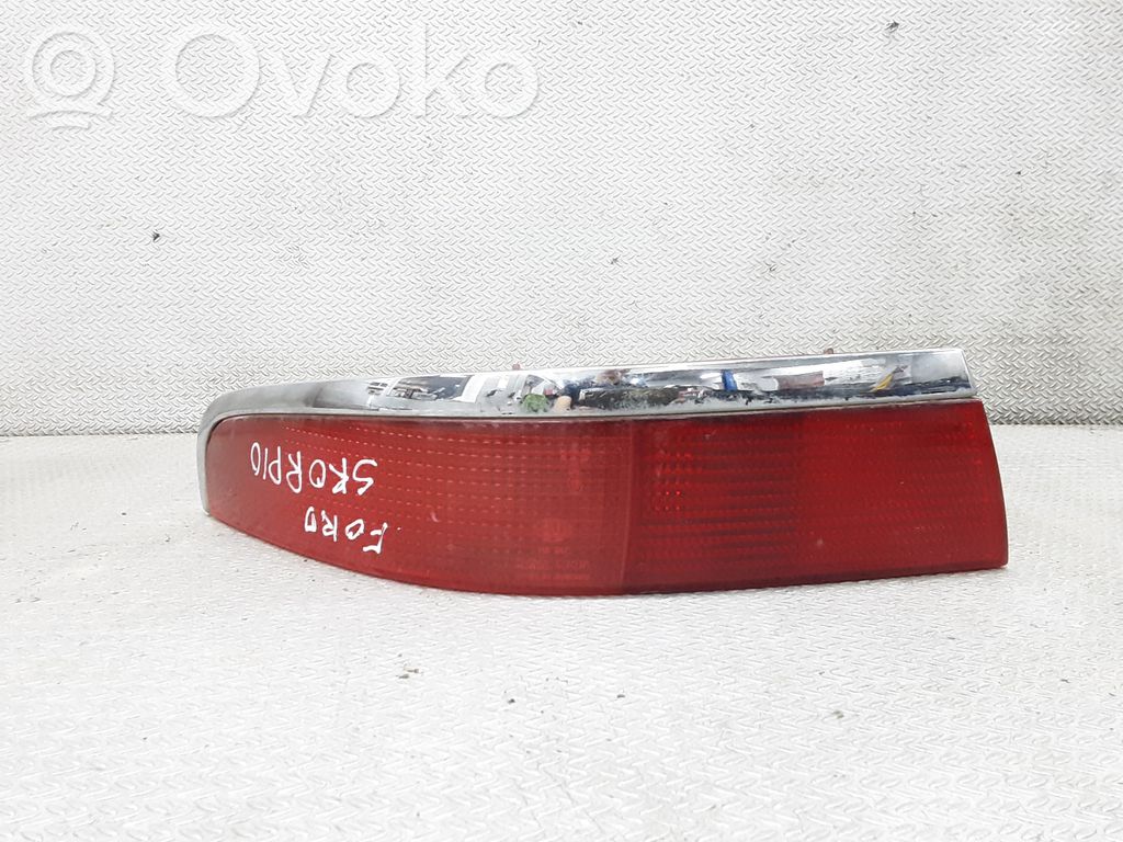 Rear/tail lights   95GG13A603AB