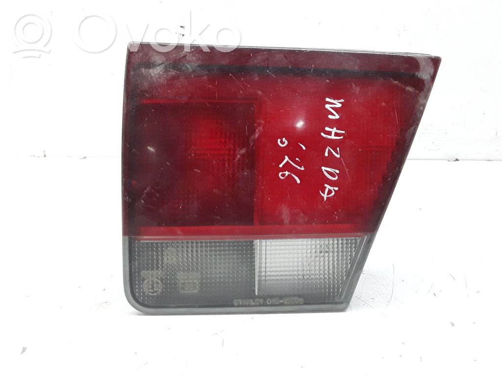 Tailgate rear/tail lights   0431397R
