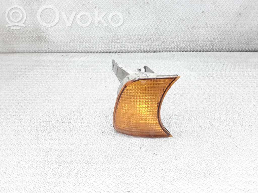 Front indicator light   084441501