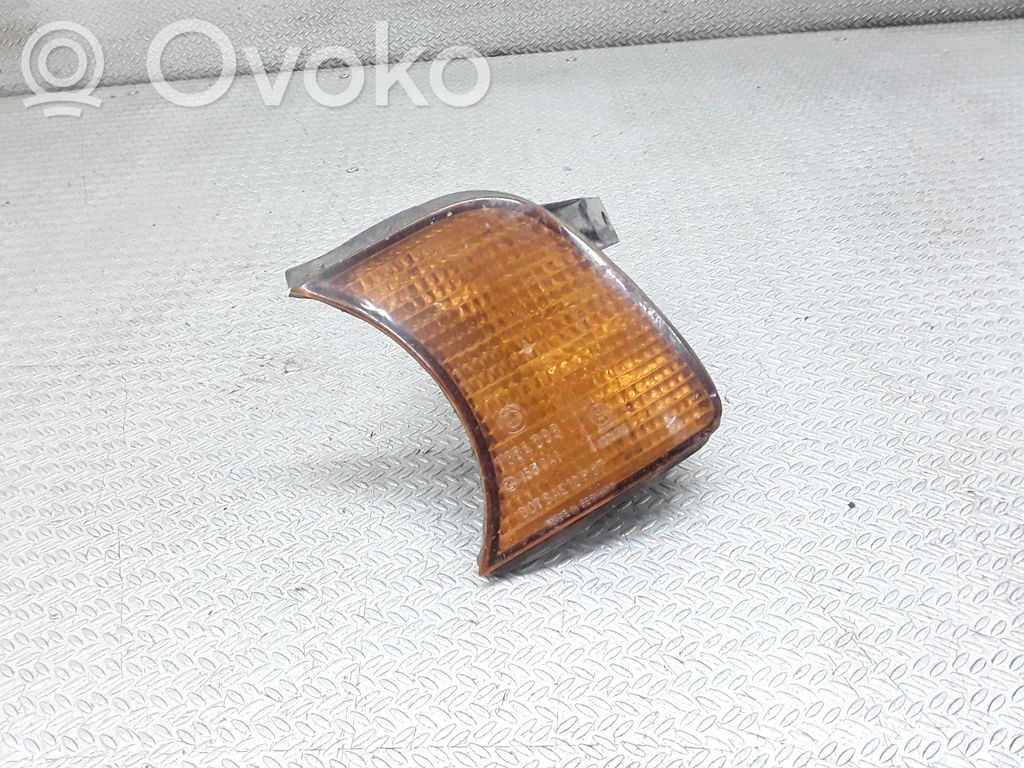 BMW 5 E34 Front indicator light 