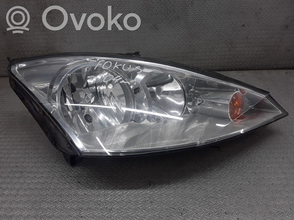 Priekšējais lukturis   2M5113W029