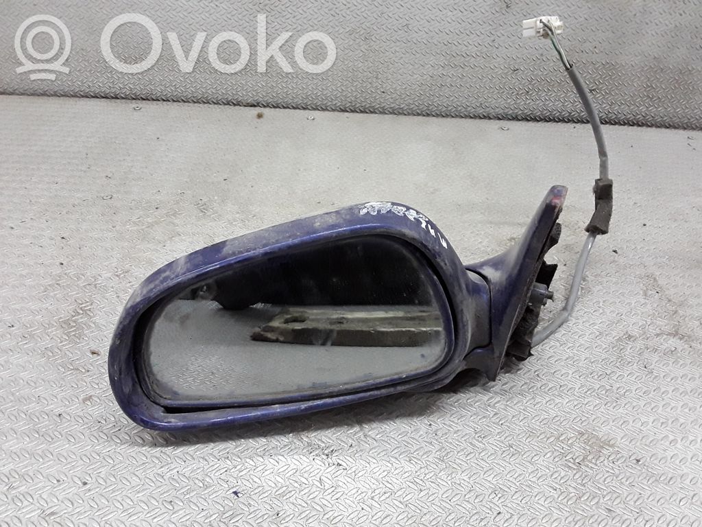 Mazda 626 Front door electric wing mirror 