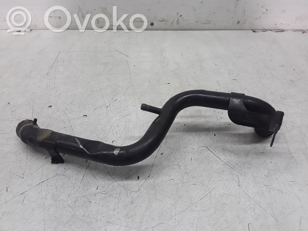 Volkswagen PASSAT B5 Engine coolant pipe/hose 