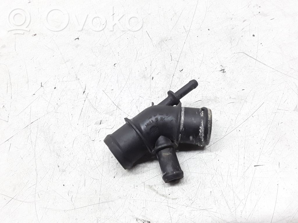 Engine coolant pipe/hose   1J0121087C