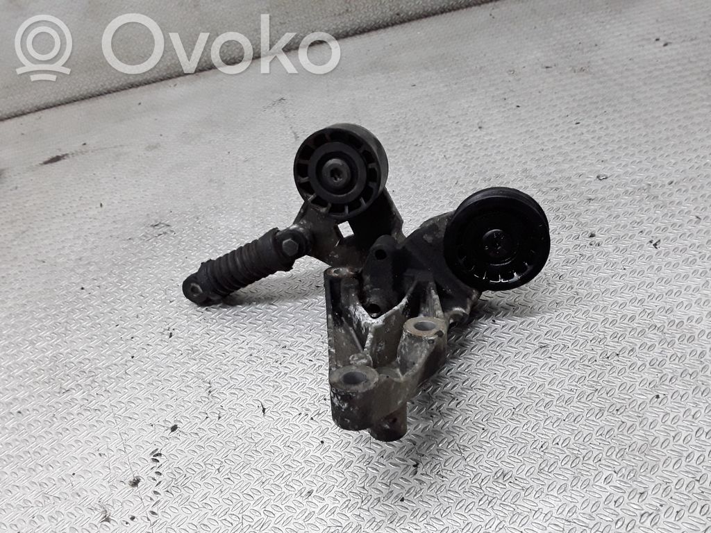 Ford Mondeo Mk III Diržo įtempėjas 