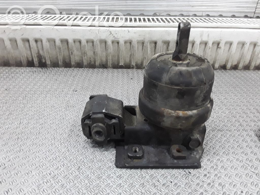 Soporte de la caja de cambios   7M0199131