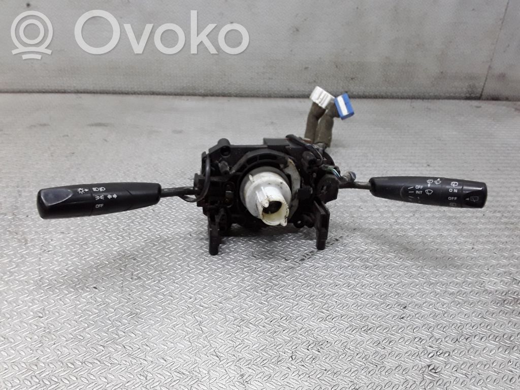 Mazda 626 Commodo, commande essuie-glace/phare 