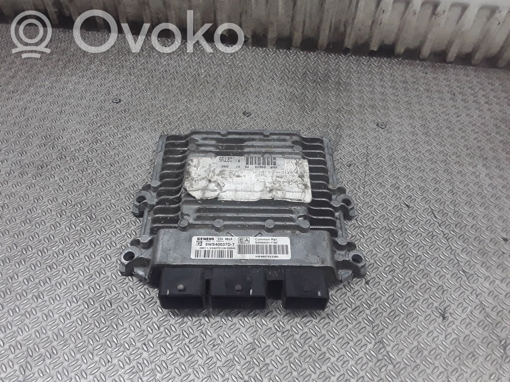 Peugeot 406 Engine control unit/module 