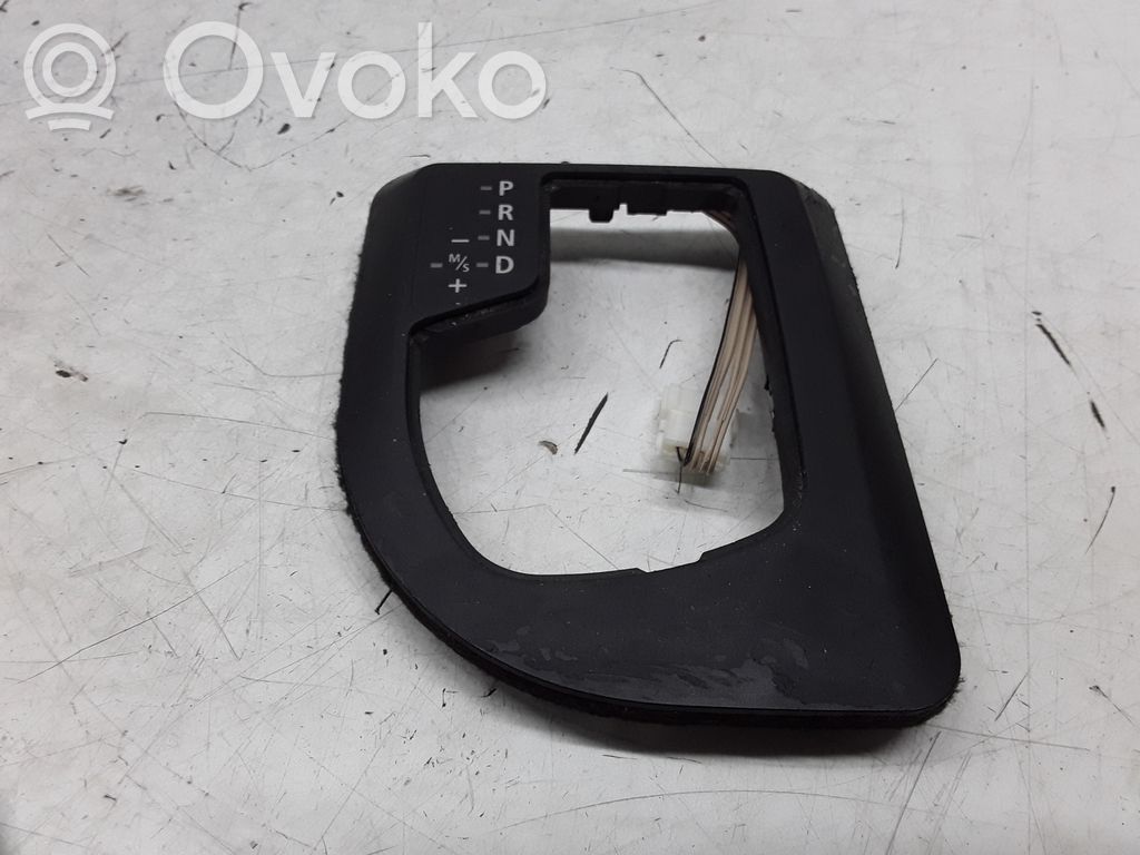 BMW 5 E60 E61 Rivestimento in plastica cornice della leva del cambio 