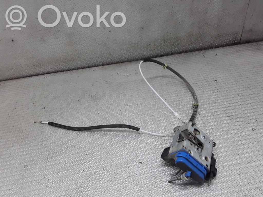 Audi A8 S8 D2 4D Takaoven lukko 