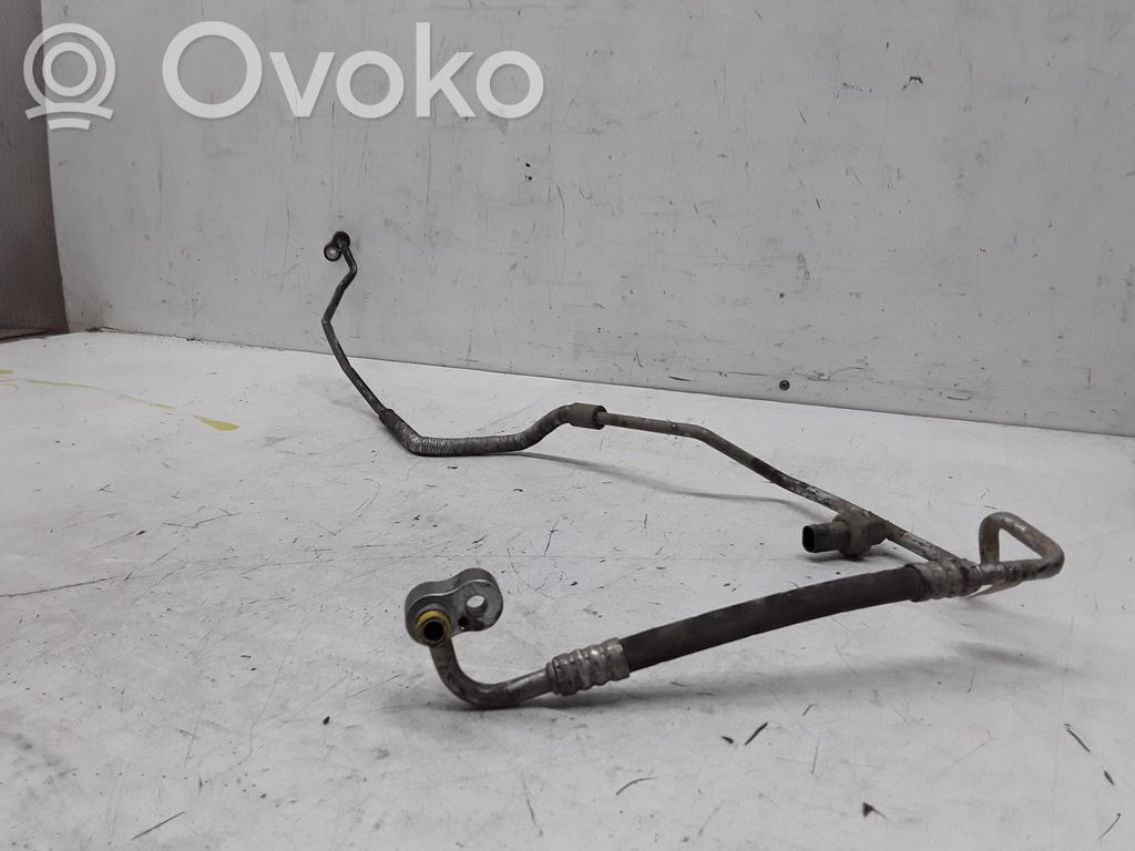 BMW X5 E53 Ilmastointilaitteen putki (A/C) 