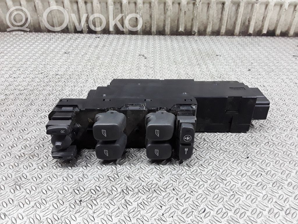Electric window control switch   9467626