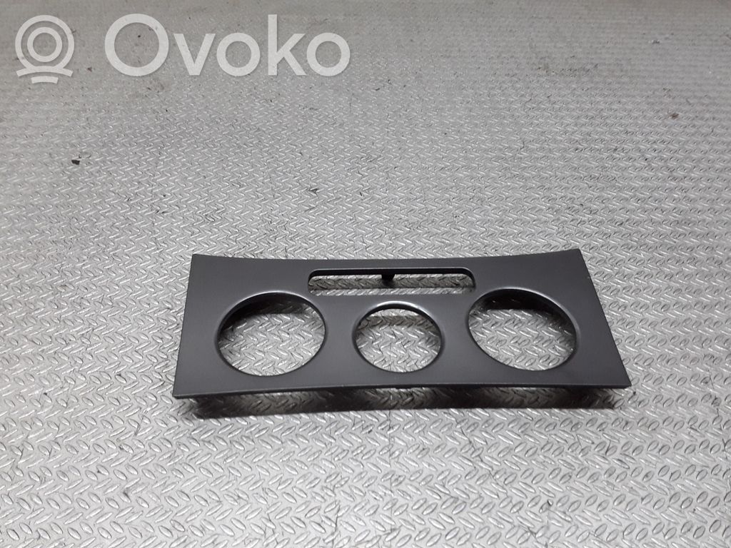 Volkswagen PASSAT B6 Mascherina climatizzatore/regolatore riscaldamento 