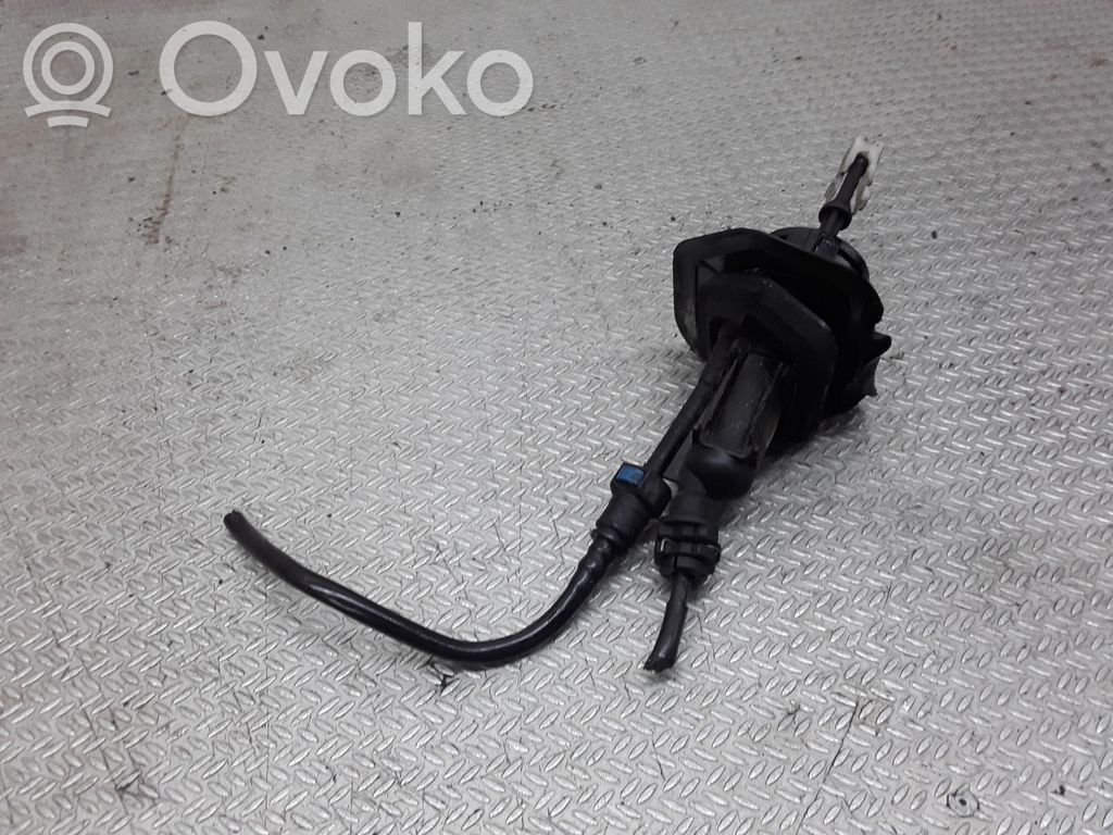 Ford Mondeo MK IV Kytkimen pääsylinteri 
