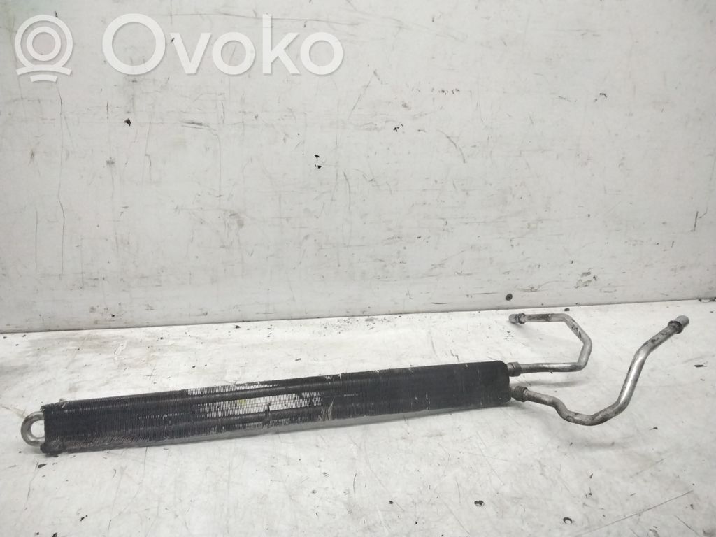 BMW 5 E60 E61 Vairo stiprintuvo radiatorius 